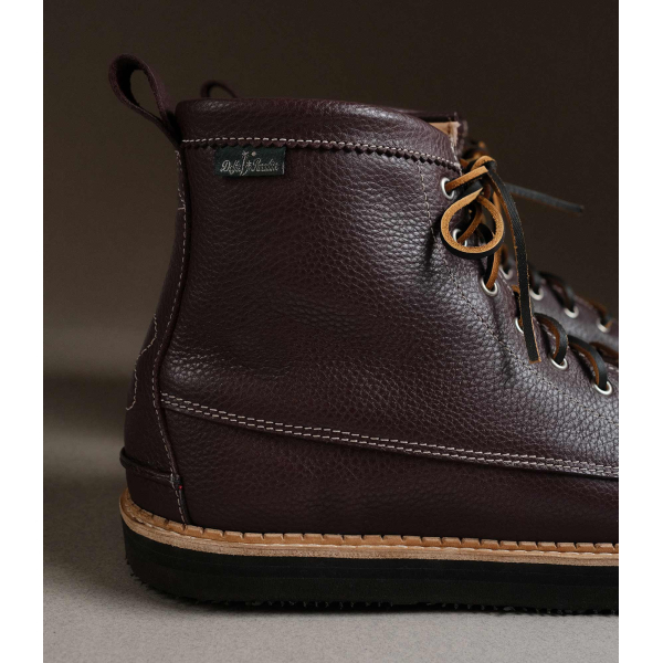 EDDIE 1 - BROWN MAHOGANY